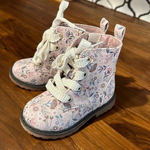 Floral Toddler Boots Size 6